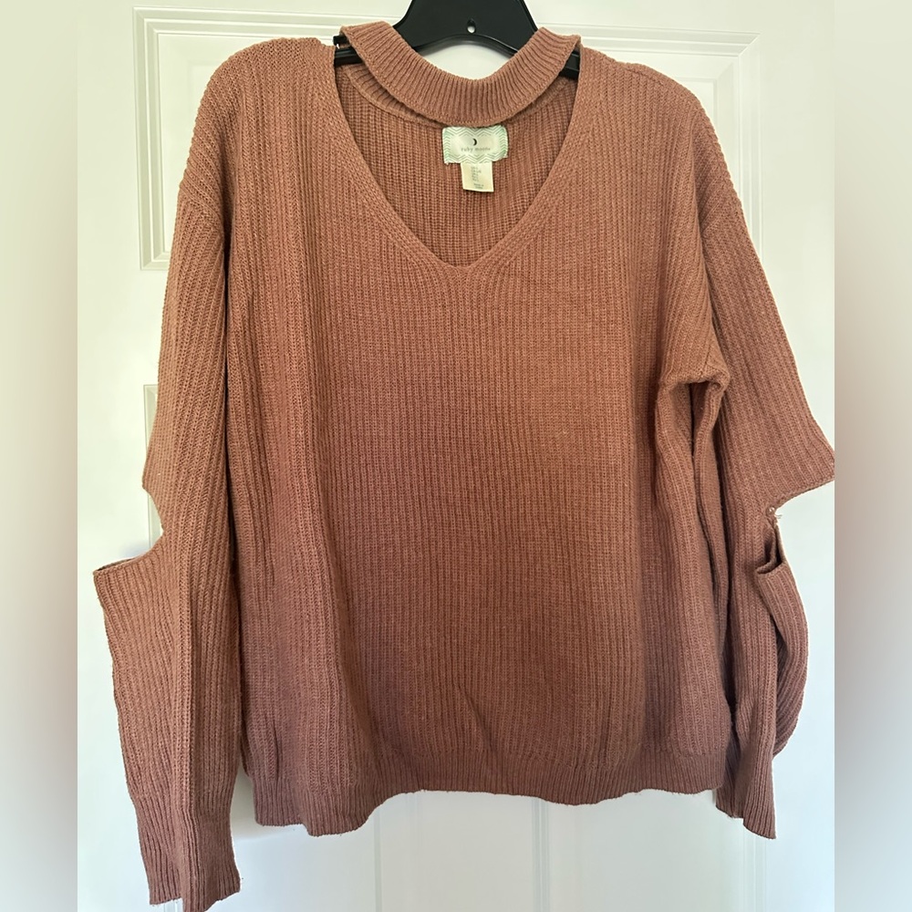 Ruby Moon V-Neck Cut-out Rose Colored Sweater - Size Large